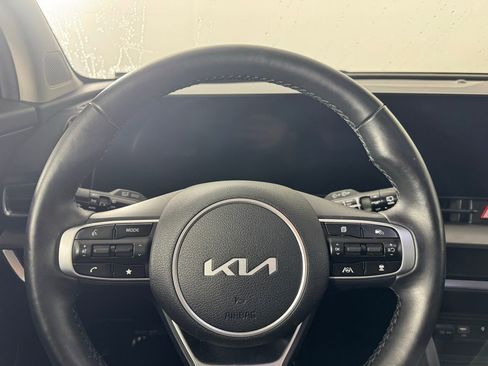 Used 2025 Kia Sportage SX image 21