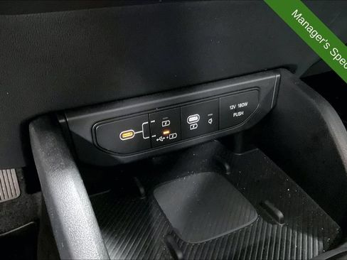 Used 2025 Kia K4 EX FWD image 28