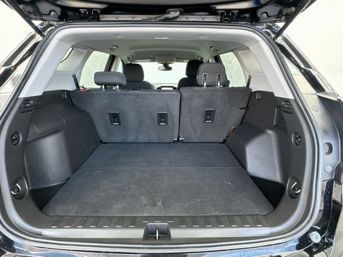 Used 2020 GMC Terrain SLE w/ Driver Convenience Package FWD image 18