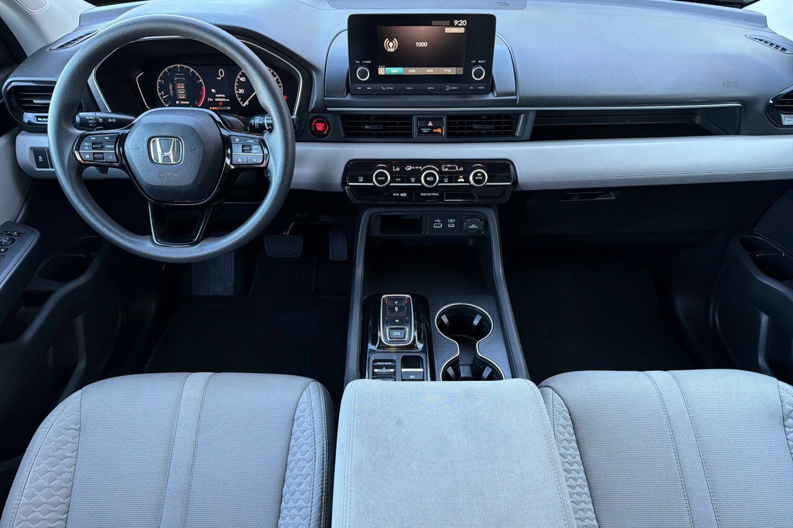 Used 2023 Honda Pilot LX image 12
