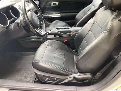 Used 2019 Ford Mustang GT Premium RWD image 12