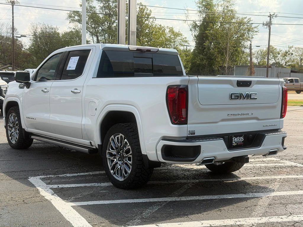 Used 2023 GMC Sierra 1500 Denali Ultimate AWD/4WD image 8