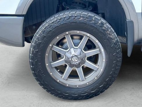 Used 2017 Nissan Titan PRO-4X w/ Pro-4x Convenience Package AWD/4WD image 23