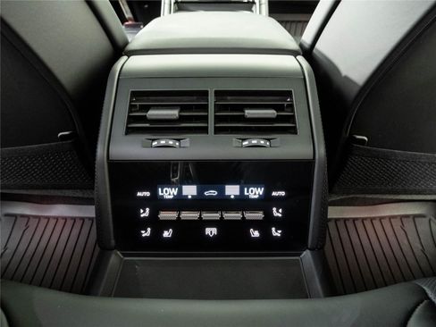 New 2026 Porsche Panamera image 21