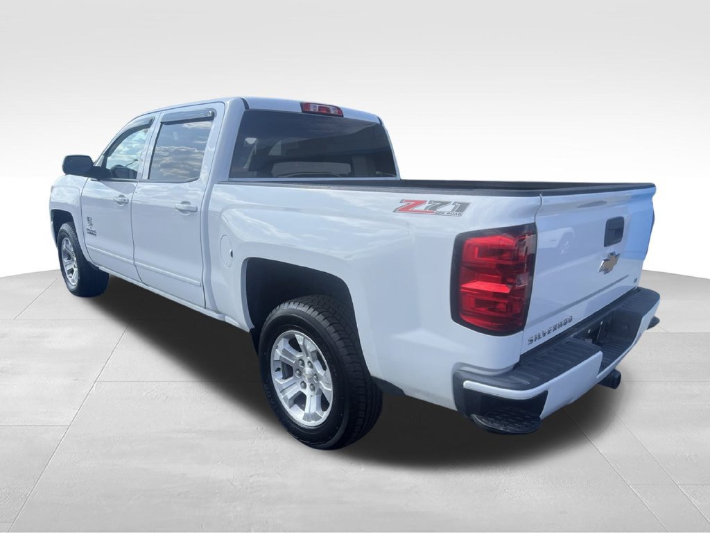 Used 2018 Chevrolet Silverado 1500 LT w/ Texas Edition AWD/4WD image 6