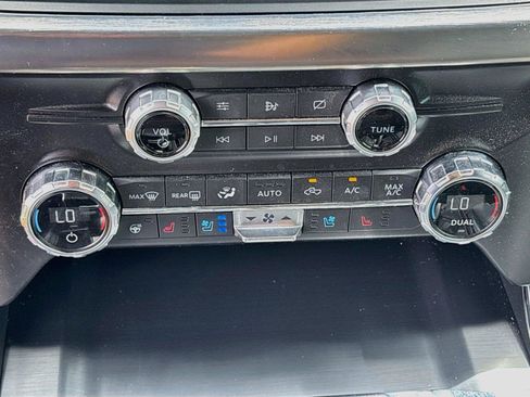 Used 2021 Ford F150 Lariat w/ Equipment Group 502A High AWD/4WD image 16