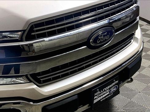 Certified 2019 Ford F150 Lariat w/ Equipment Group 502A Luxury image 24