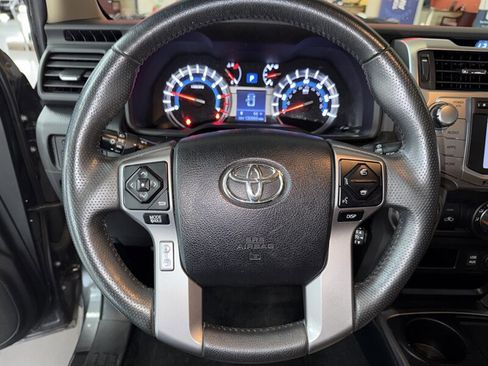 Used 2017 Toyota 4Runner SR5 image 14