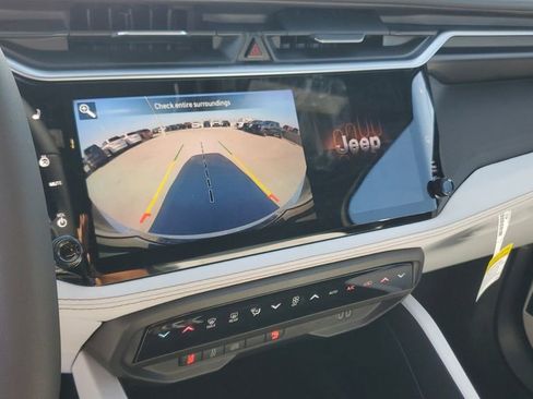 New 2026 Jeep Cherokee Overland image 31