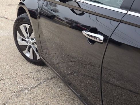 Used 2025 Nissan Altima 2.5 S FWD image 13