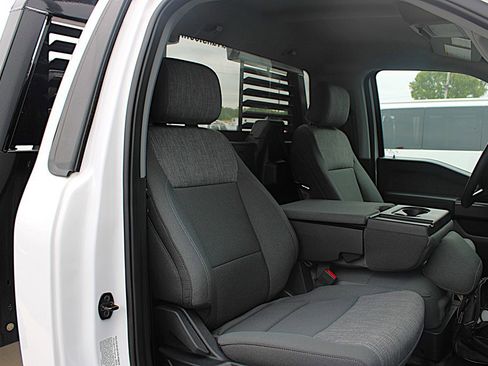 Used 2024 Ford F350 XLT AWD/4WD image 16