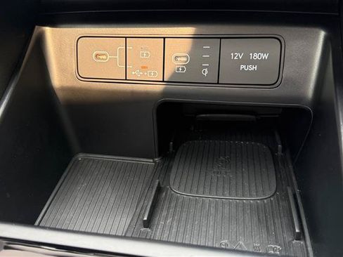 Used 2025 Hyundai Tucson SEL FWD image 36