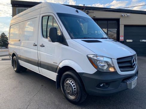Used 2014 Mercedes-Benz Sprinter 3500 image 1