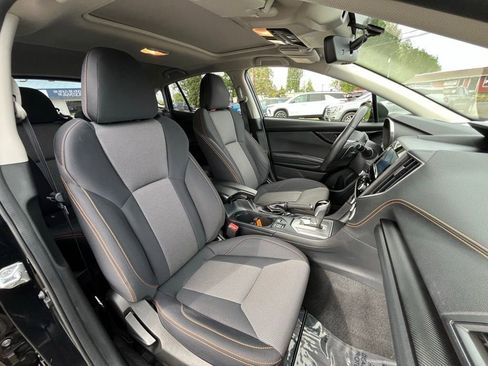 Used 2023 Subaru Crosstrek 2.0i Premium AWD/4WD image 9