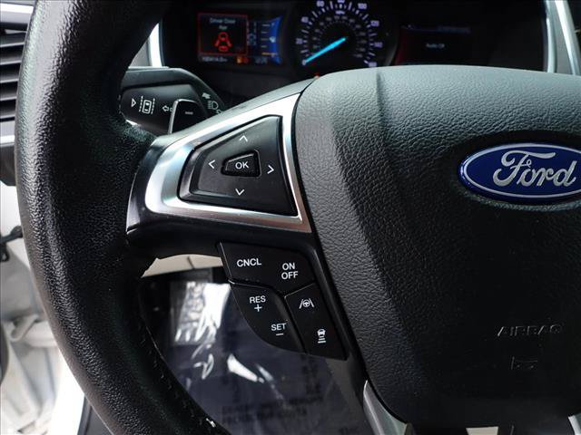 Used 2019 Ford Edge Titanium w/ Equipment Group 301A AWD/4WD image 17