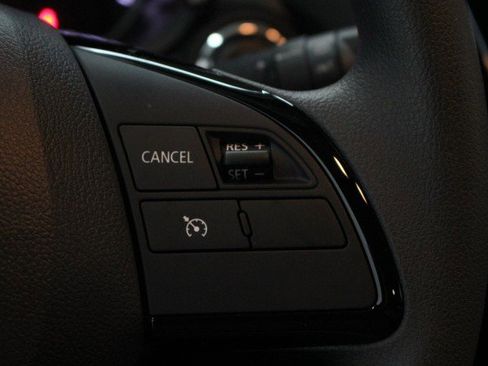 New 2026 Mitsubishi Eclipse Cross LE image 10