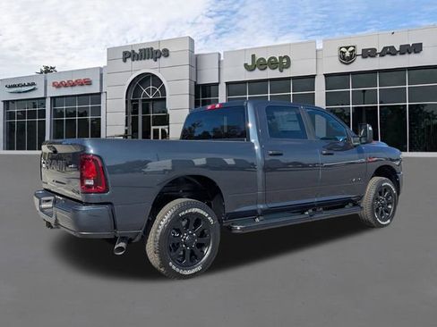 New 2026 RAM 2500 Big Horn AWD/4WD image 4