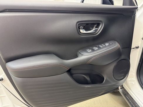 Used 2025 Honda HR-V Sport image 8