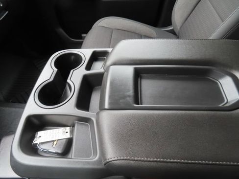 Used 2020 Chevrolet Silverado 1500 LT Trail Boss w/ Convenience Package image 34