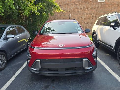 Used 2026 Hyundai Kona SEL Sport FWD image 2