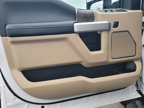 Certified 2019 Ford F350 Lariat w/ Lariat Ultimate Package image 16