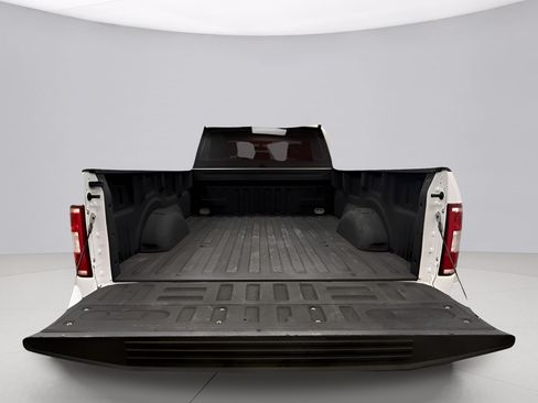 Used 2019 Ford F150 XL w/ Equipment Group 101A Mid RWD image 26