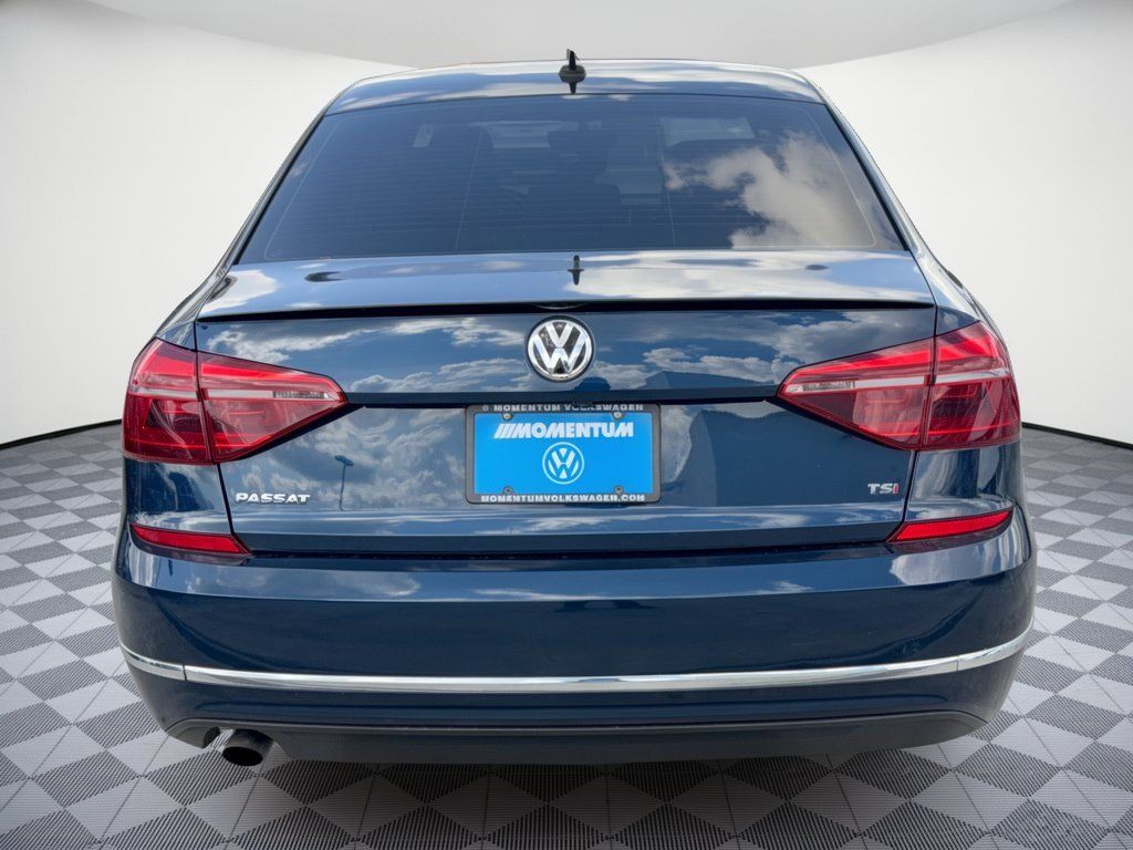 Used 2019 Volkswagen Passat 2.0T Wolfsburg FWD image 11