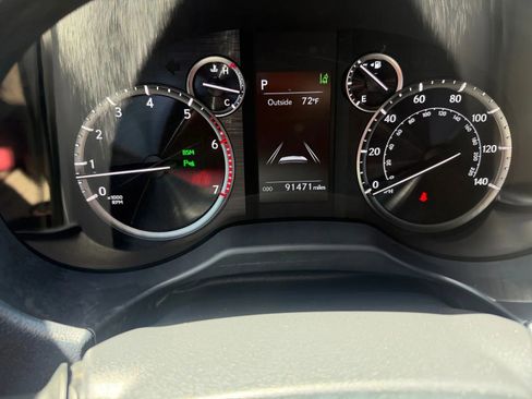 Used 2020 Lexus GX 460 Premium image 18