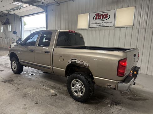 Used 2007 Dodge Ram 2500 Truck SLT AWD/4WD image 10