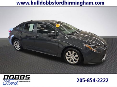 Used 2026 Toyota Corolla LE FWD image 1