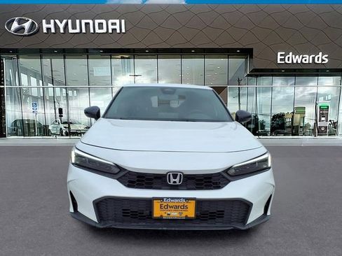 Used 2025 Honda Civic Sport image 12