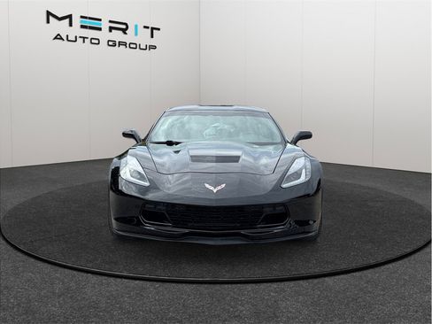 Used 2017 Chevrolet Corvette Grand Sport w/ Grand Sport Heritage Package RWD image 3