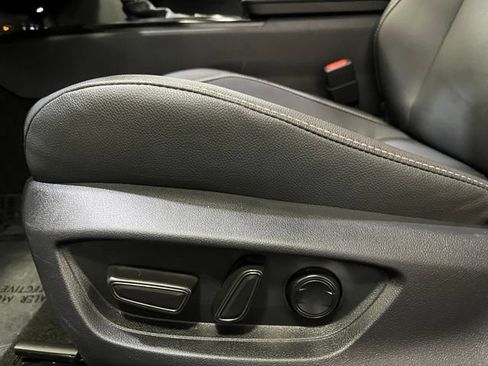 Certified 2025 Toyota Camry SE FWD image 14