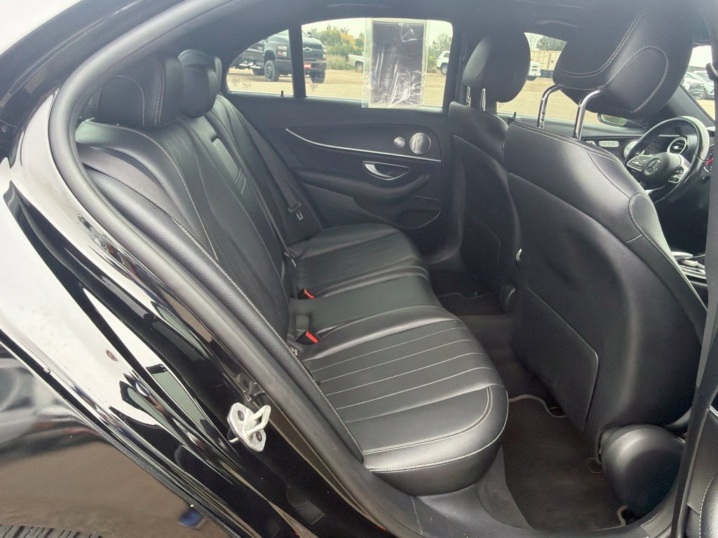 Used 2019 Mercedes-Benz E 300 4MATIC image 33