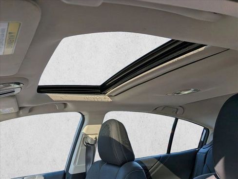 Certified 2022 Subaru Legacy Limited image 14