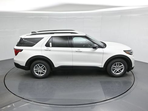 New 2026 Ford Explorer Active RWD image 37