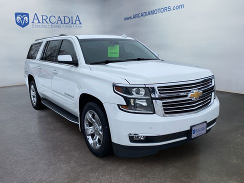 Used 2016 Chevrolet Suburban LTZ image 7
