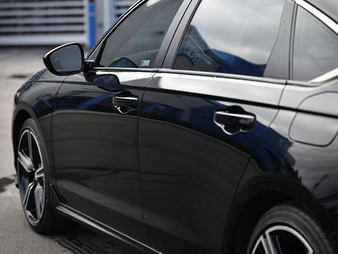 Used 2024 Honda Accord Sport image 9