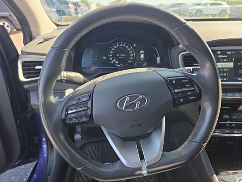 Used 2019 Hyundai Ioniq Limited w/ Ultimate Package 02 FWD image 3