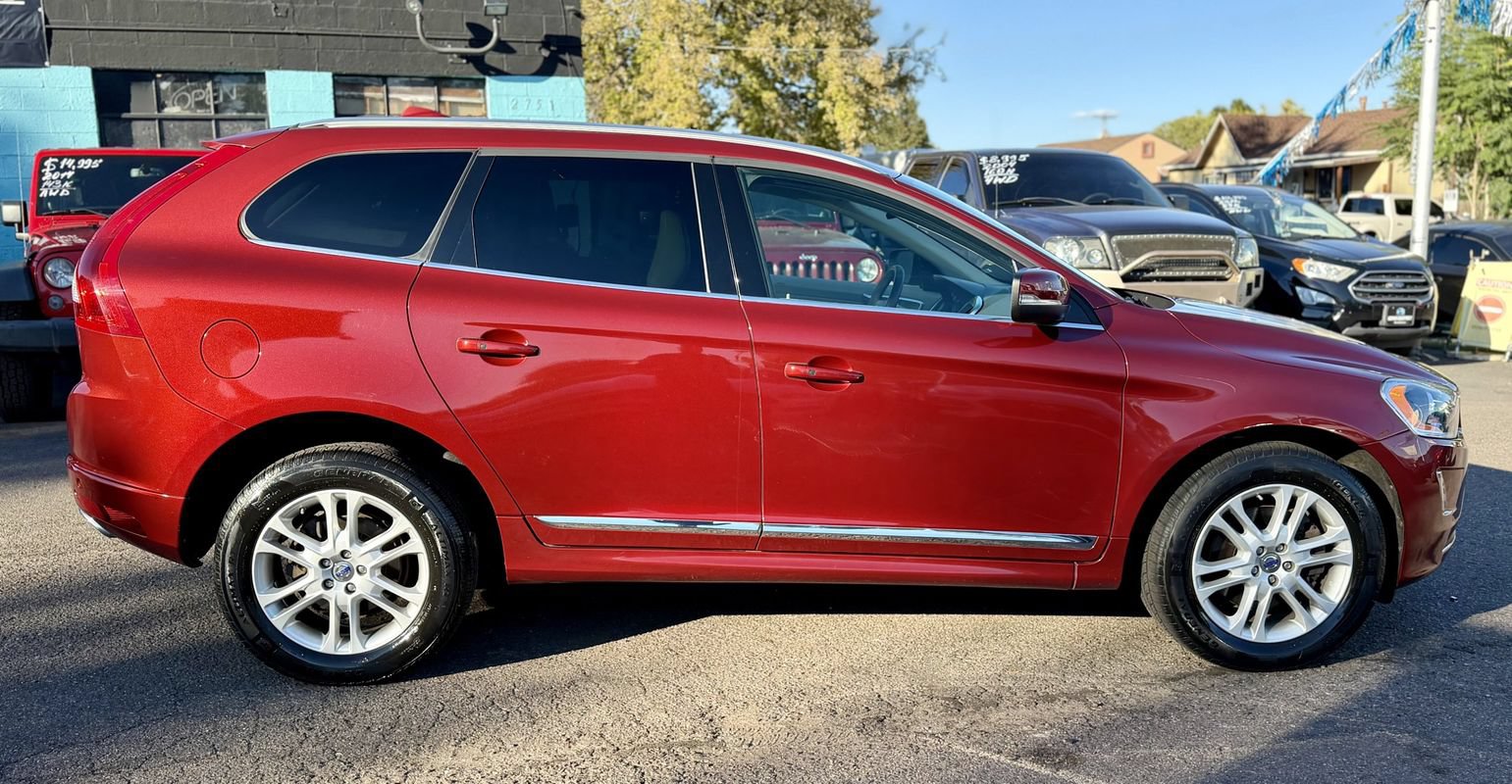 Used 2015 Volvo XC60 T5 AWD/4WD image 2