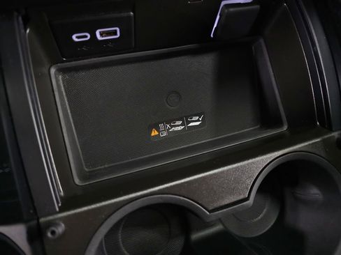 Used 2024 GMC Yukon Denali image 37