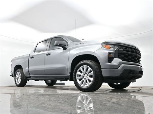 Used 2026 Chevrolet Silverado 1500 Custom image 22