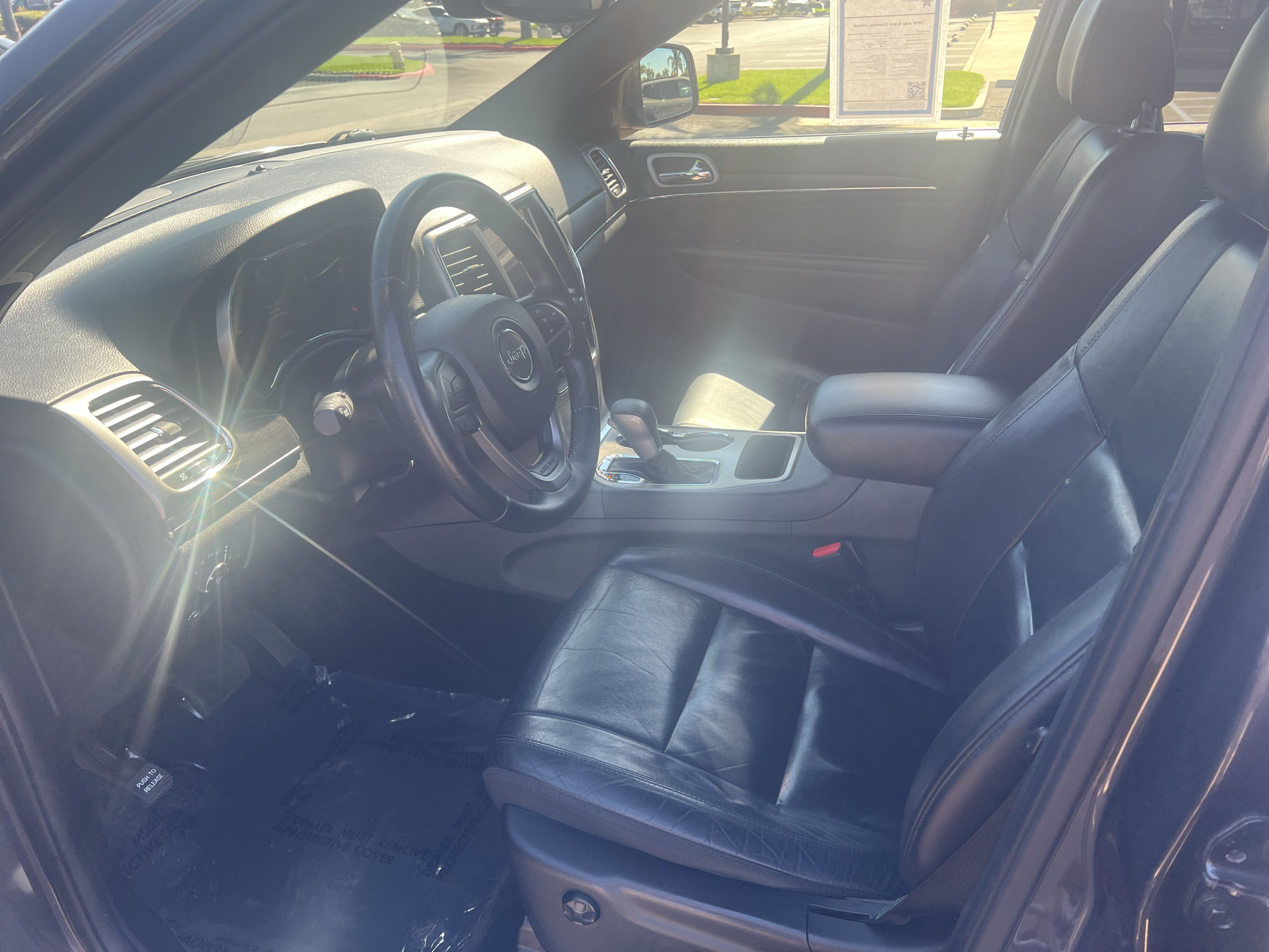 Used 2018 Jeep Grand Cherokee Limited RWD image 12