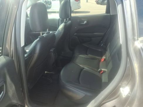 Used 2020 Jeep Compass Limited AWD/4WD image 5