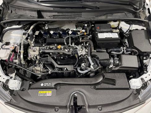 Certified 2024 Toyota Corolla LE image 9