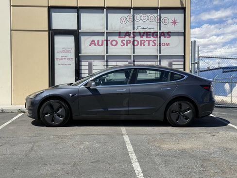 Used 2018 Tesla Model 3 Long Range RWD image 5
