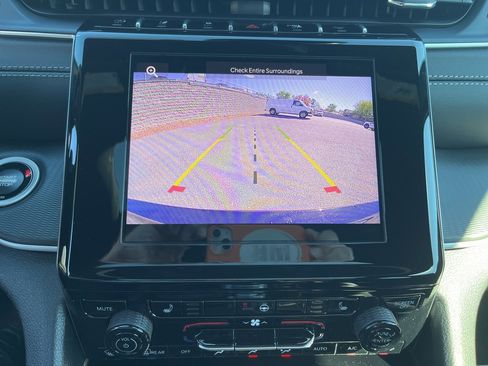 New 2025 Jeep Grand Cherokee L Altitude image 22