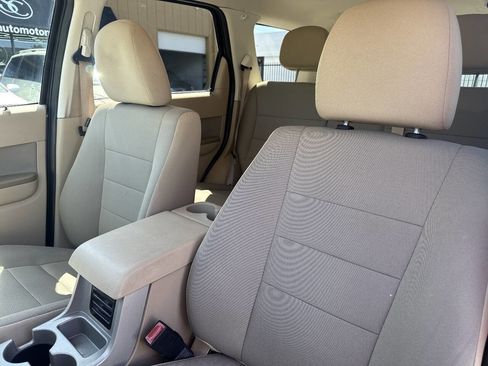 Used 2012 Ford Escape XLT image 16