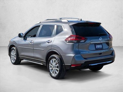 Used 2020 Nissan Rogue SV image 7