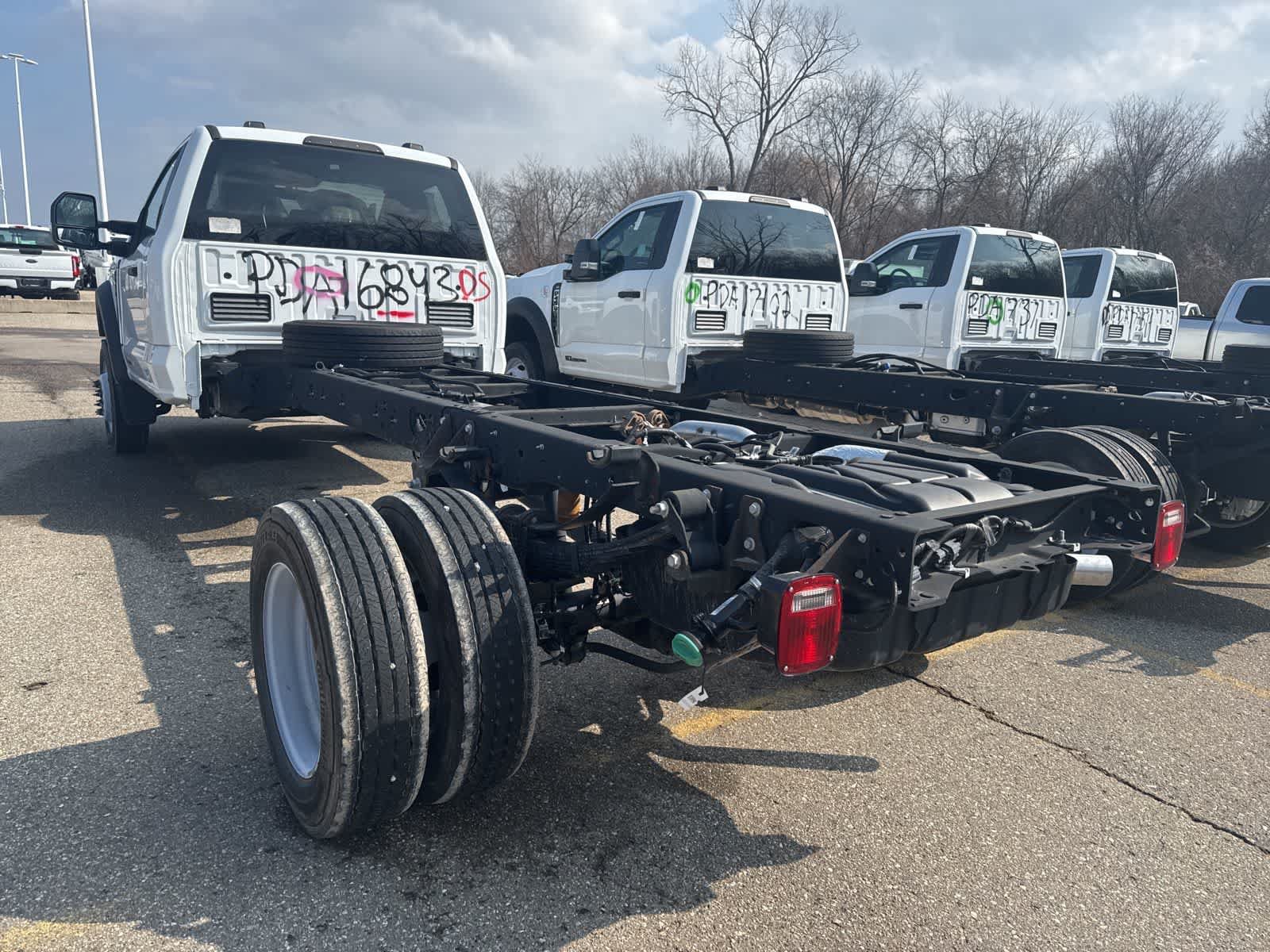 Used 2023 Ford F450 XLT w/ XLT Value Package RWD image 24